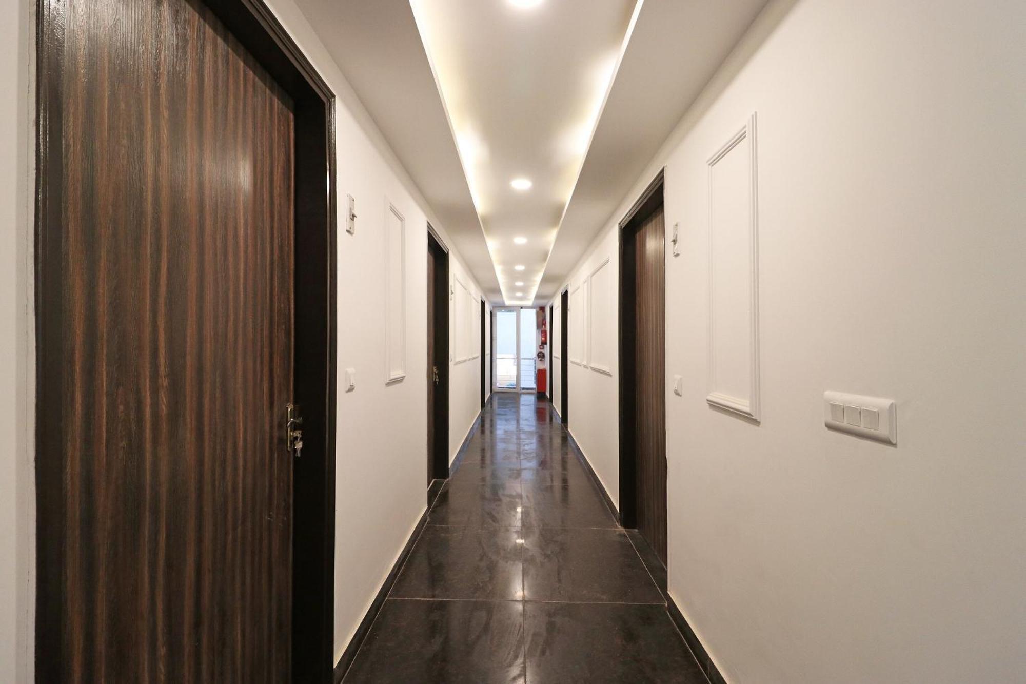 Hotel O Aamara New Delhi Exterior photo