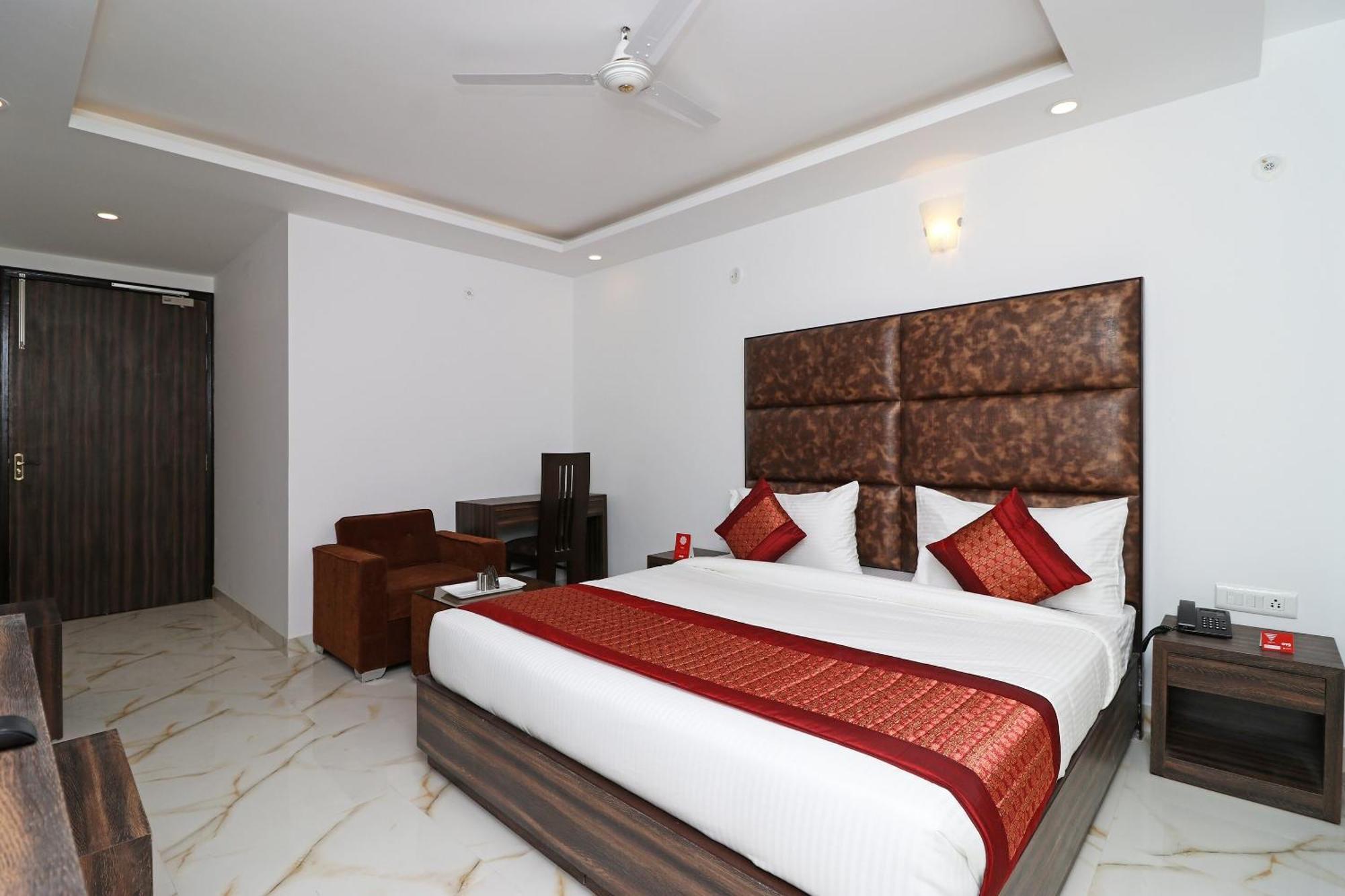 Hotel O Aamara New Delhi Exterior photo