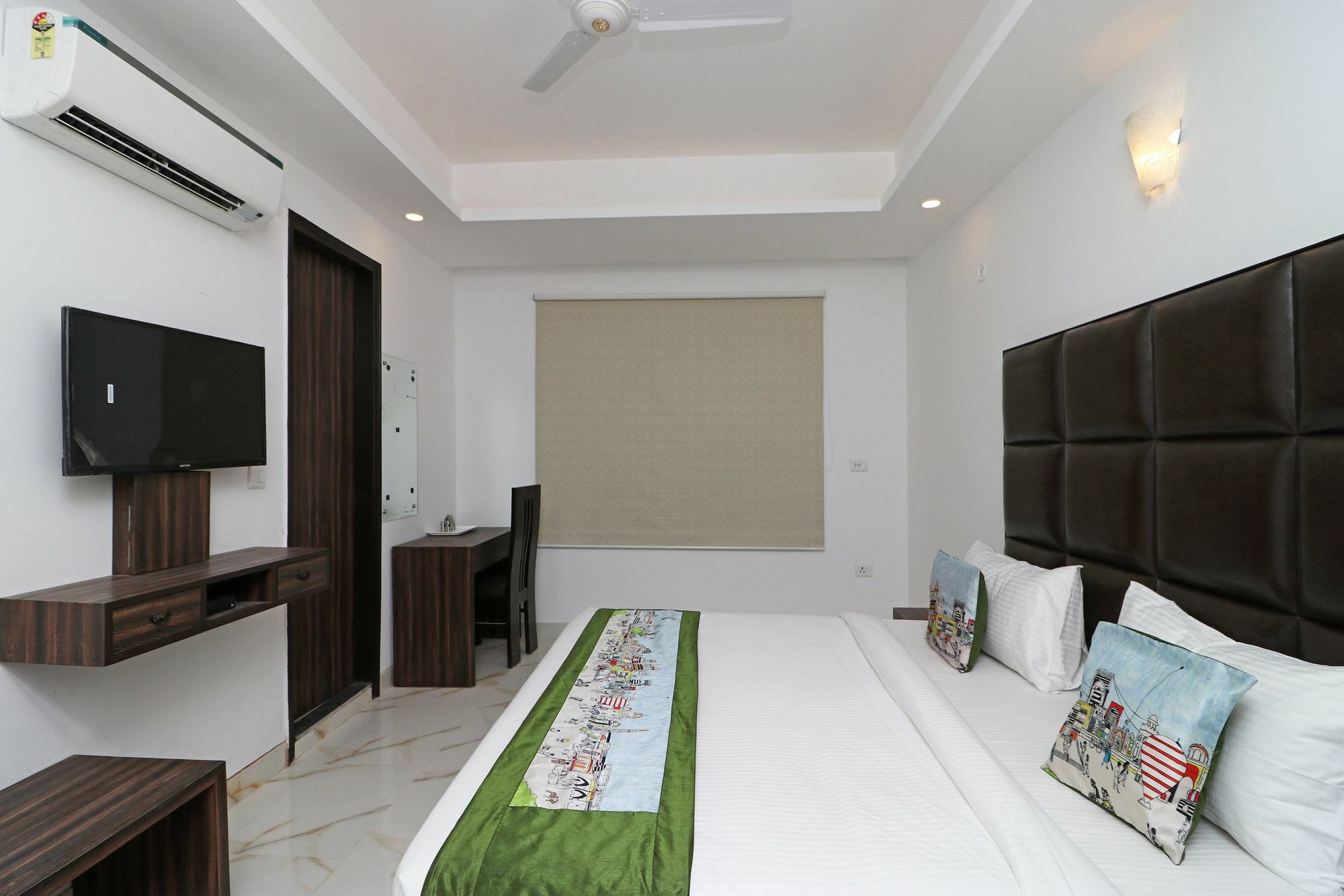 Hotel O Aamara New Delhi Exterior photo
